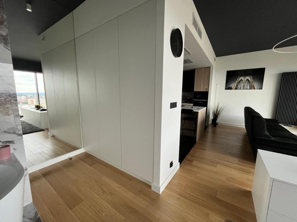 Hanza Tower - Luxurious Apartment 60M2 - 15Th Floor City View Szczecin Exterior foto